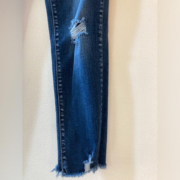 KANCAN Button Fly High Rise Distressed Skinny Jeans Stretchy Sz 26/5 - Picture 5 of 14
